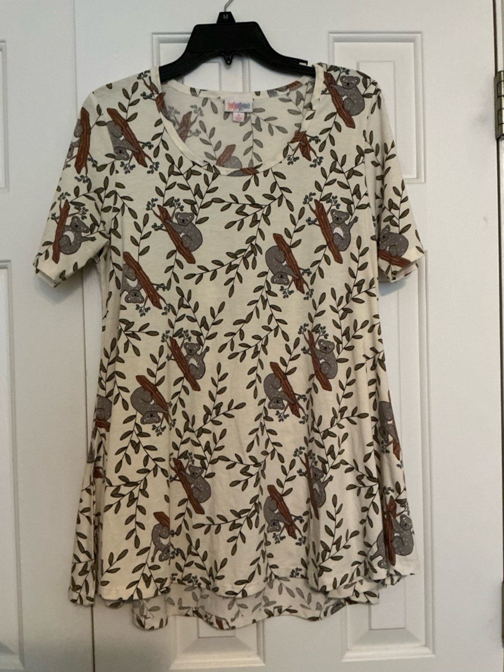 Lularoe NWOT Cute Sloth Perfect Tunic Tee with Side Slits